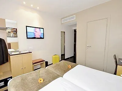 Otel Source 3*