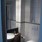 Source Párizs