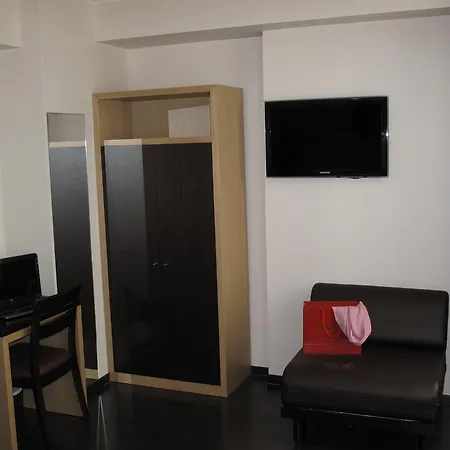Hotel Source