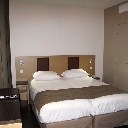 Source Hotel Paris